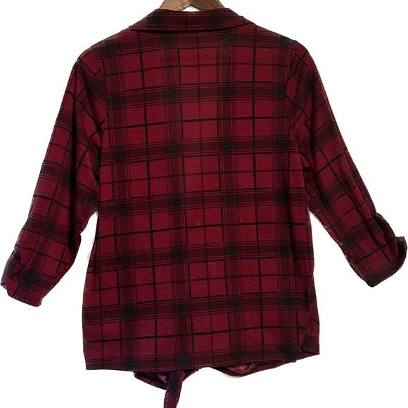 Self Esteem Open front blouse tied at bottom.  1x. Black/red plaid.  Cute top. - Picture 11 of 14
